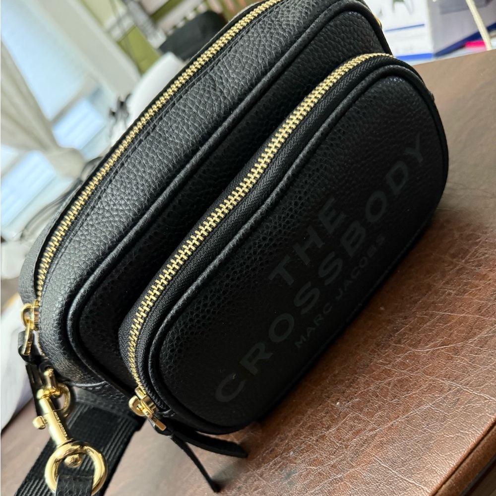 Marc Jacobs Black , The Crossbody.